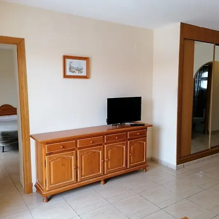 Parque Carolina Апарт-отель Коста-дель-Силенцио