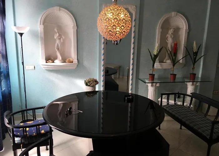 Ξενοδοχείο με διαμερίσματα Parque Carolina Costa Del Silencio