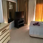 Aparthotel Parque Carolina 4*