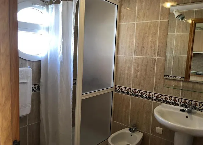 מלון דירות Parque Carolina 3*